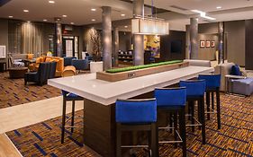 Courtyard By Marriott Jacksonville